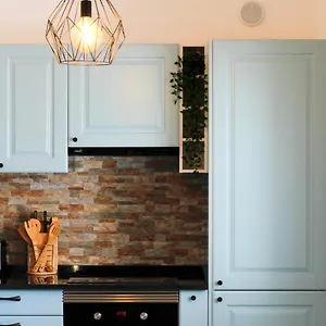 By Homing Apartamento